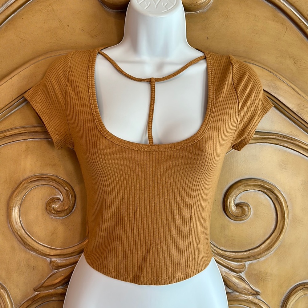 Bozzolo T-Neck crop top